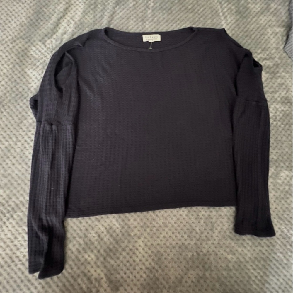 Navy Blue V-Neck Ribbed Sweater - Picture 4 of 4